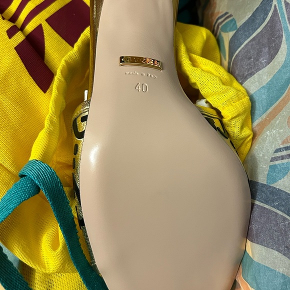 Gucci x Adidas gold metallic slides NWT 39&40 avail - Picture 11 of 12